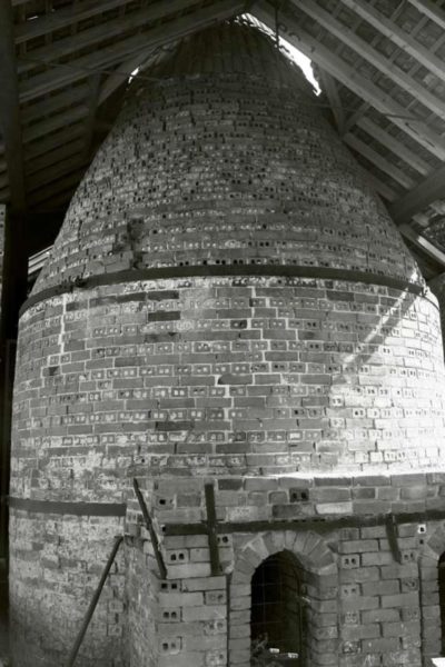wood-fired community kitchen, Farnham pottery, Wrecclesham, bottle kiln