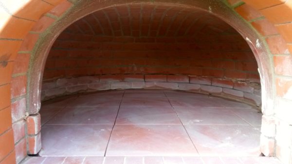 Four Grand-Mere raised brick pizza oven