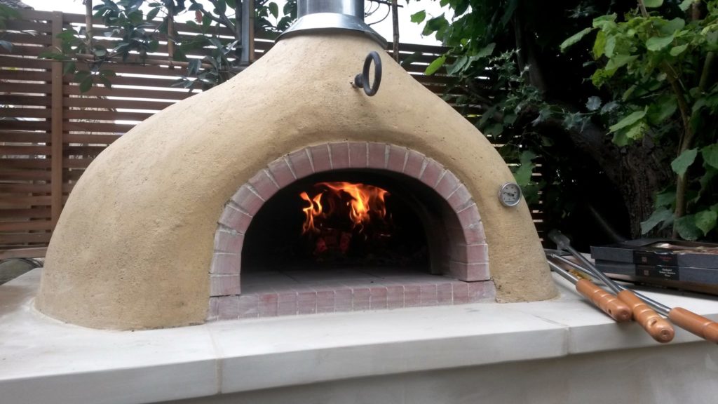 pizza oven, wood-fired oven, lime render, Bath stone, choosing buying pizza ovens