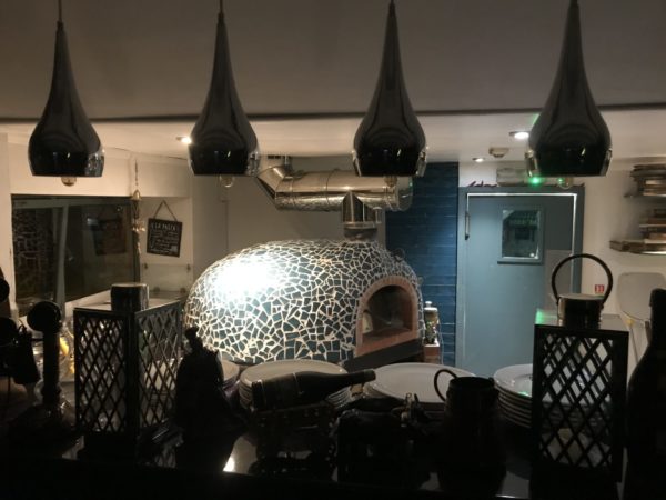 florentinos carmarthen, pizzerias, italian restaurant, pizza oven, wood-fired oven, wood burning oven, wood-fired pizza,