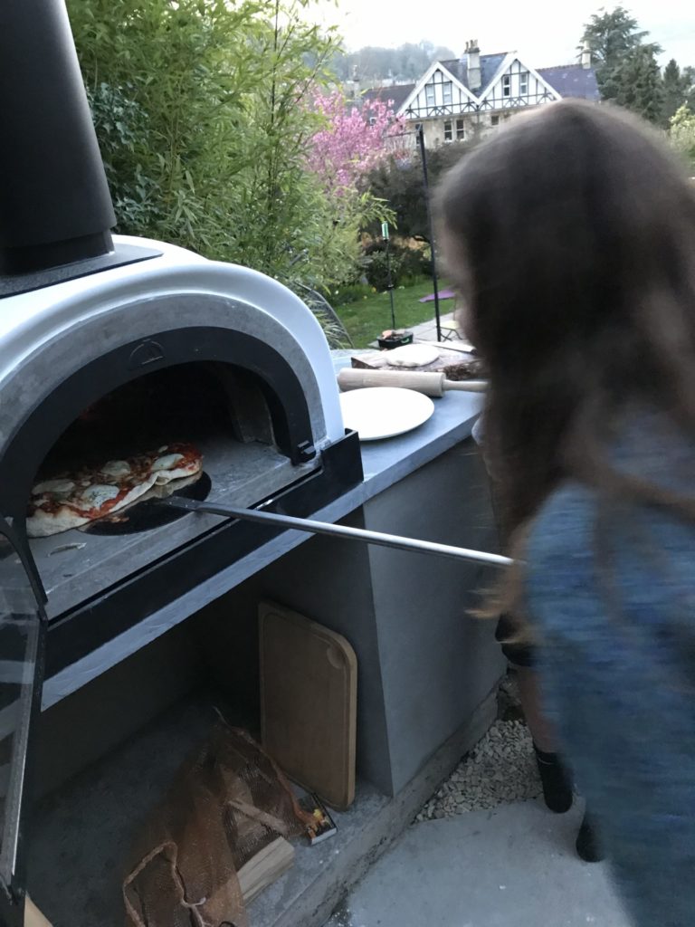 ALF pizza oven, wood-fired oven, four grand-mere, outdoor kitchen, outdoor cooking, garden oven, bbq area, Bath