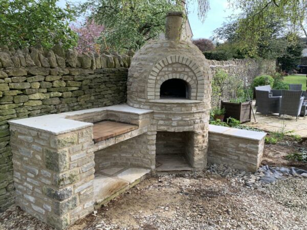 charming outdoor kitchen NN13, outdoor kitchen, wood fired oven, pizza oven, cotswold stone, outdoor cooking, brick oven, 