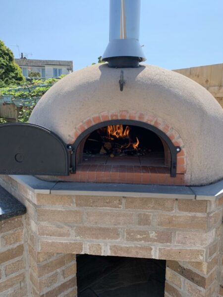 Mumbles dream pizza oven, Solus grill UK, wood fired oven, pizza oven, Mumbles, Swansea, Four Grand-Mere, domestic v commercial pizza ovens, F950B+, 